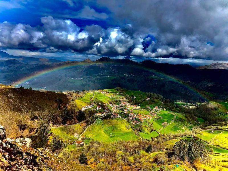 El Arniu Διαμέρισμα Onís Εξωτερικό φωτογραφία